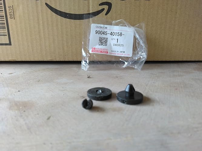 Amazon | DAIHATSU (ダイハツ) 純正部品 クラッチペダル クッション NO